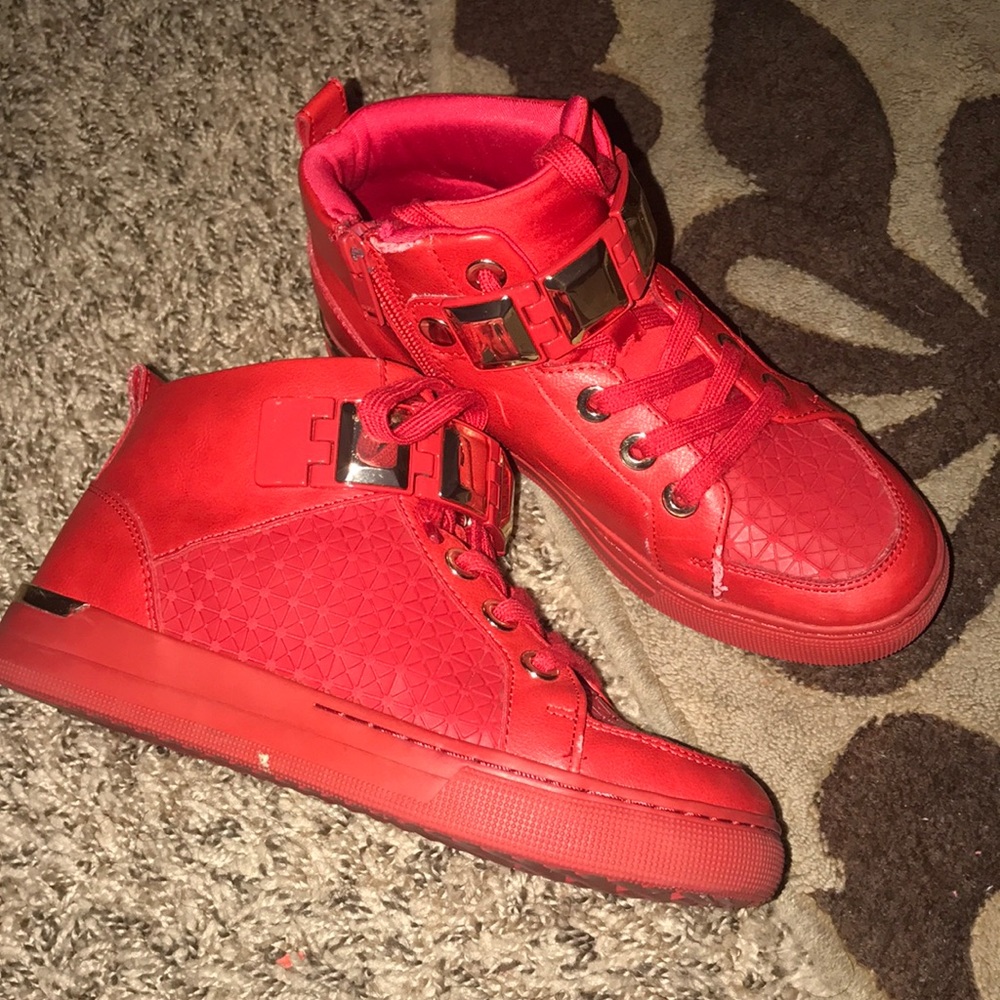 Aldo red sneaker tennis shoes size 6 women's